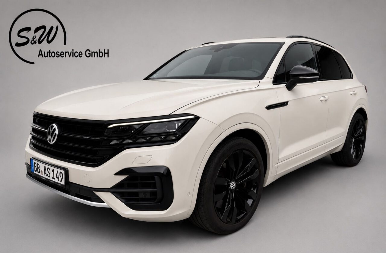 VW Touareg R-Line 4Motion V8 Black